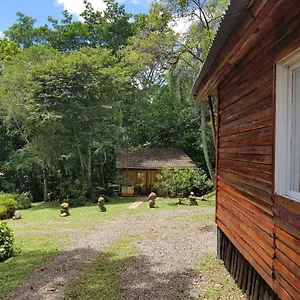 Chalé Chale Espelhado No Itaimbezinho, Praia Grande (Santa Catarina)